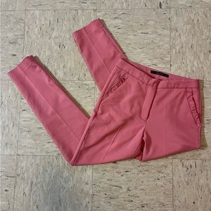Zara pants size XS never worn color pink